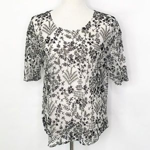 Hinge Black Crewel on Netted Top (M)